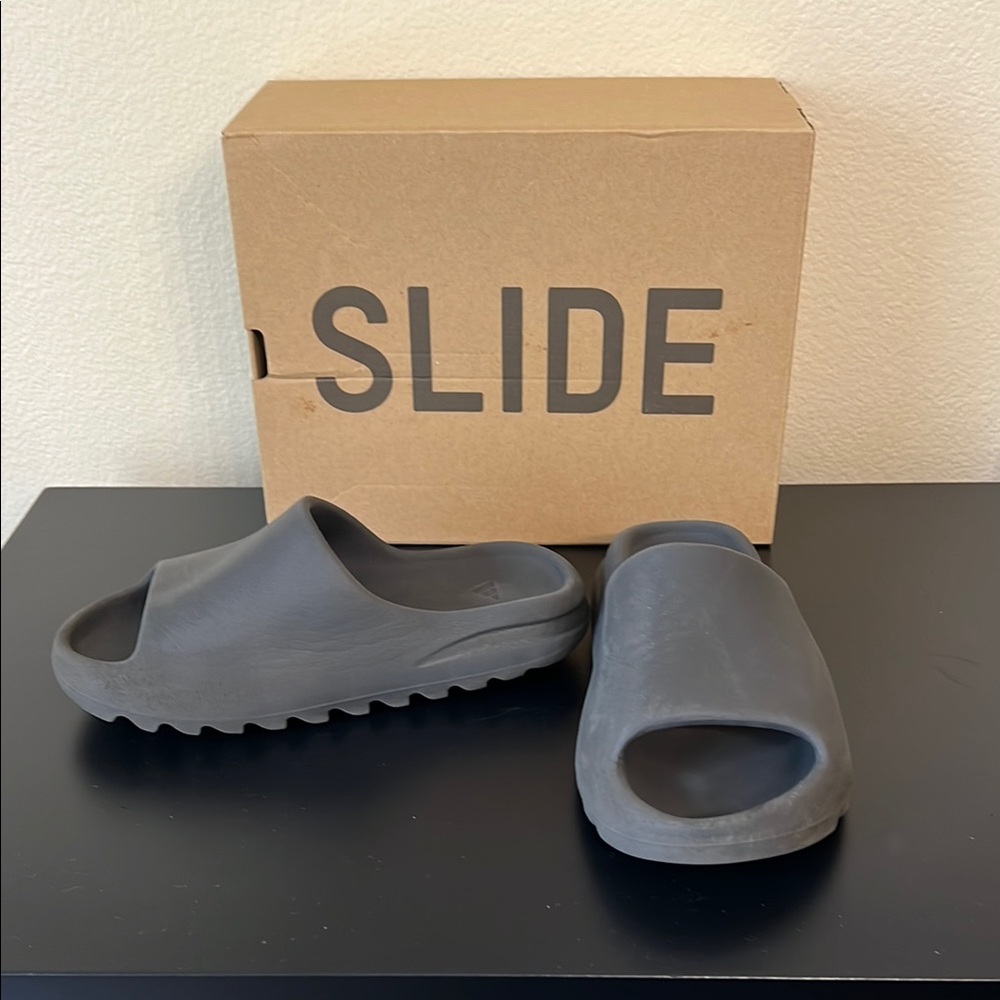 Onyx black Yeezy slides